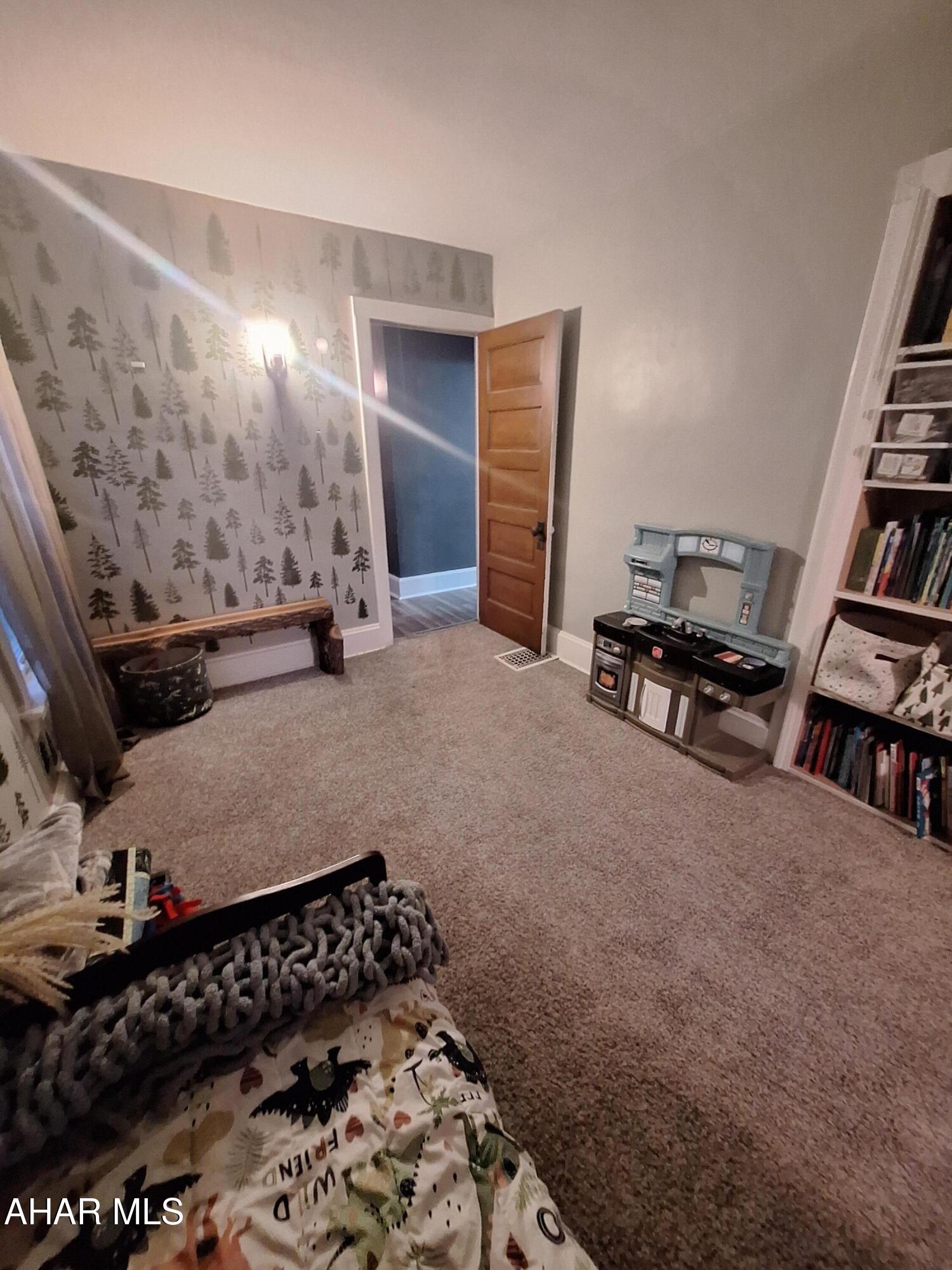 Juniata - Residential