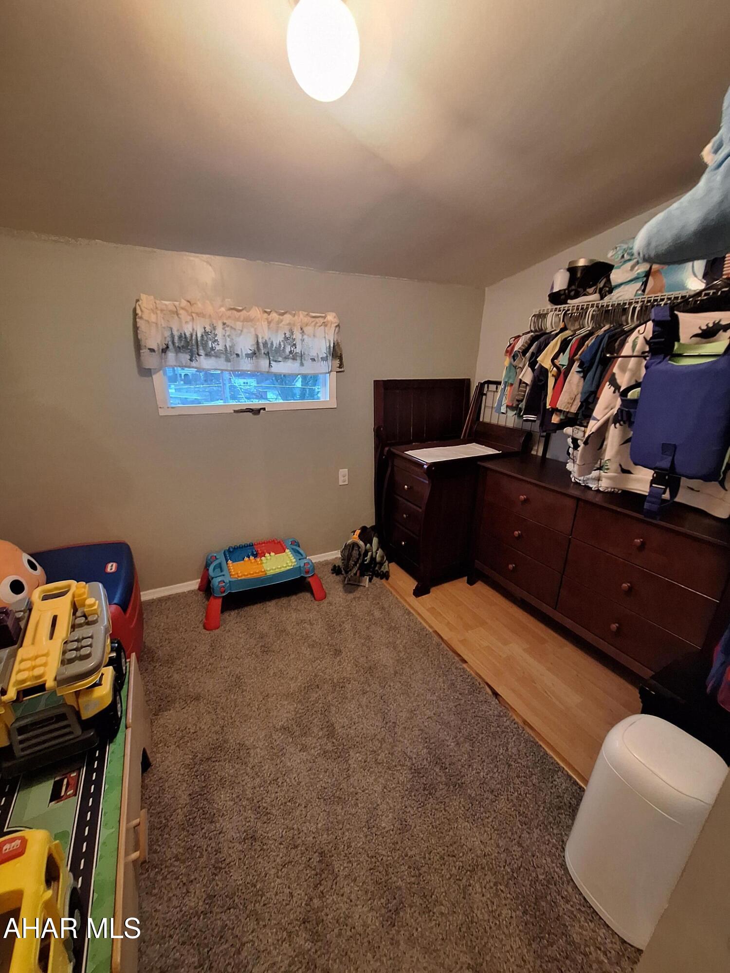 Juniata - Residential