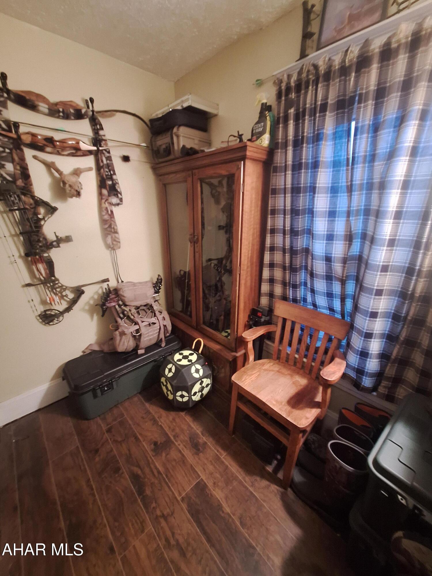 Juniata - Residential