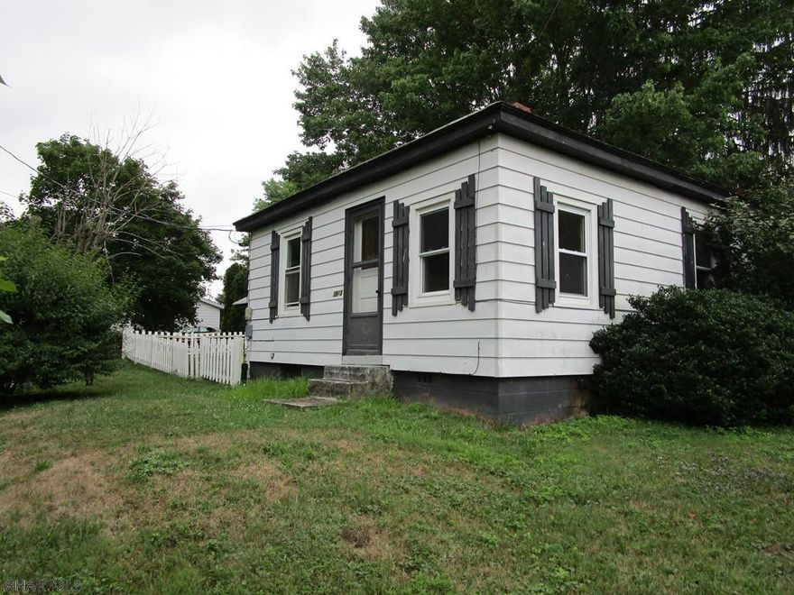 Cute 2 bedroom 1 bath home in Claysburg, PA! Sheds. Large beautiful yard with fruit trees. Paved driveway.