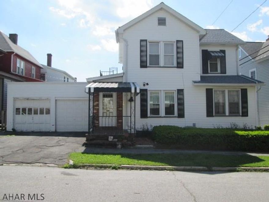 Great multi-unit in Altoona! Extremely well maintained. New furnace 2013, new AC in 2014, and new roof in 2013. 1 car attached garage. Could easily be converted into a single family home. Close to the Penn State Altoona campus.