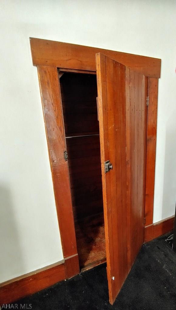 Unknown - Residential