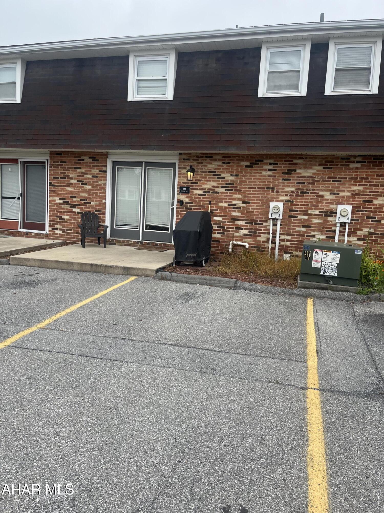 Maple Hollow - Residential