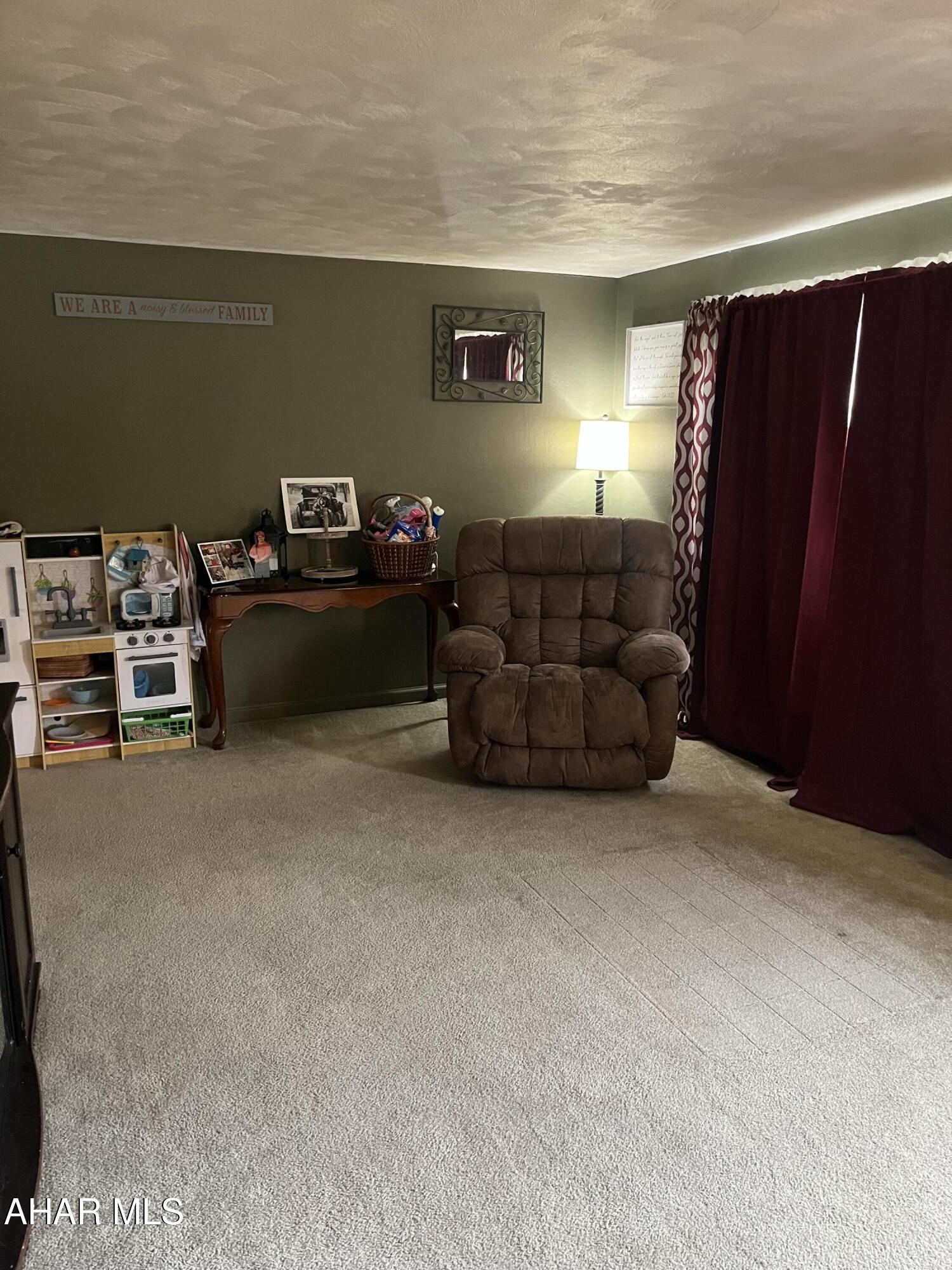 Maple Hollow - Residential