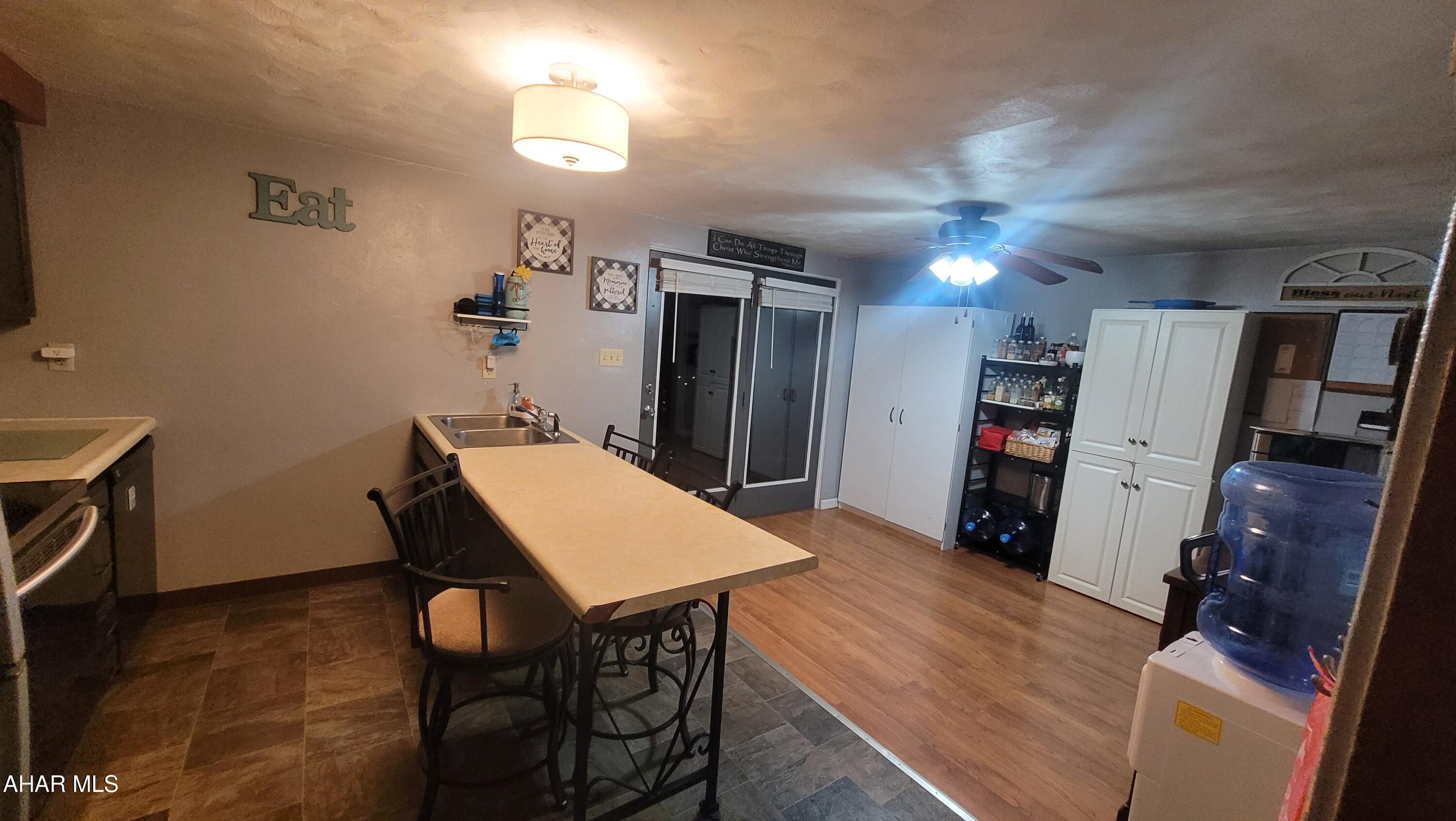 Maple Hollow - Residential