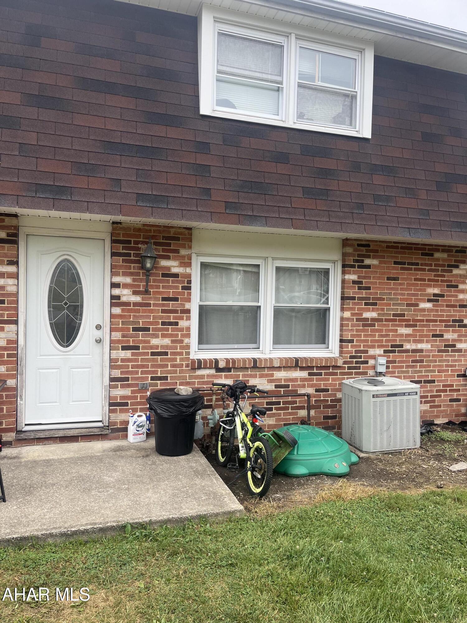 Maple Hollow - Residential