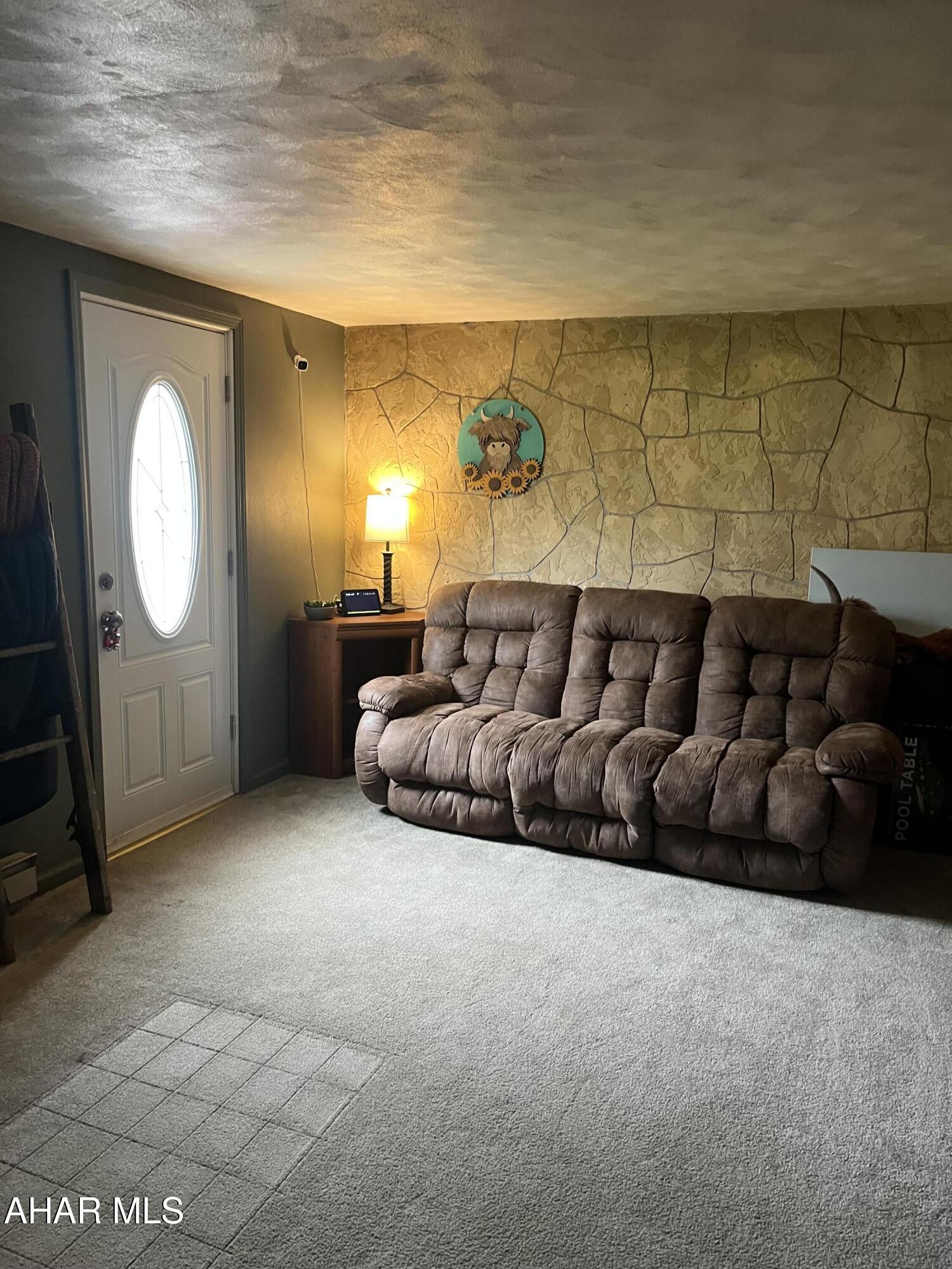 Maple Hollow - Residential