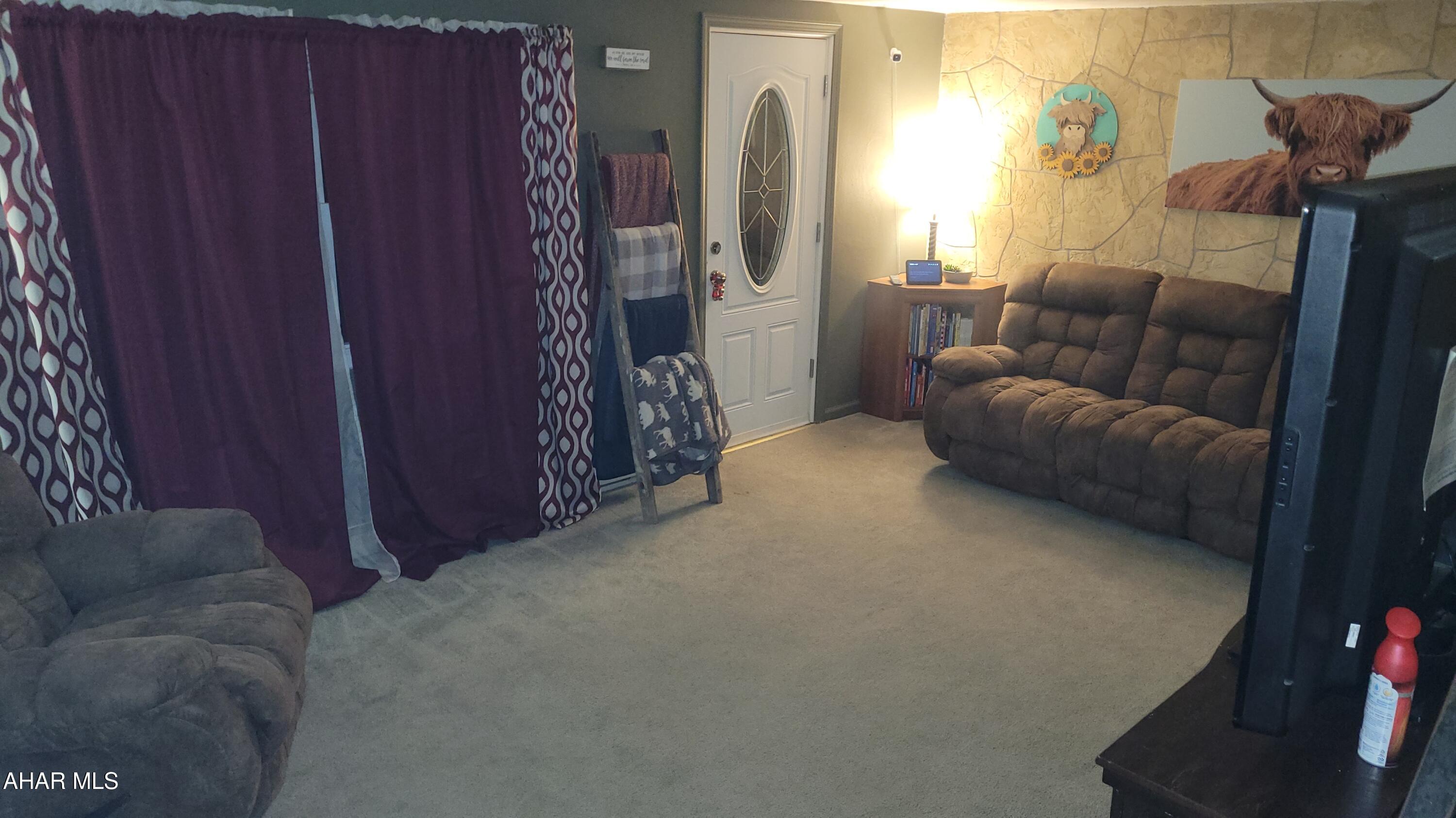 Maple Hollow - Residential