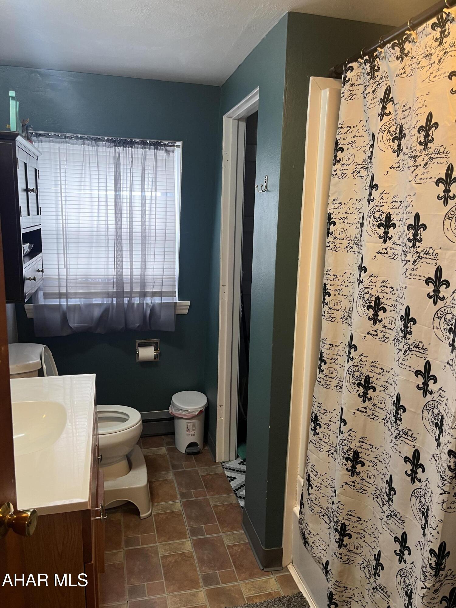 Maple Hollow - Residential