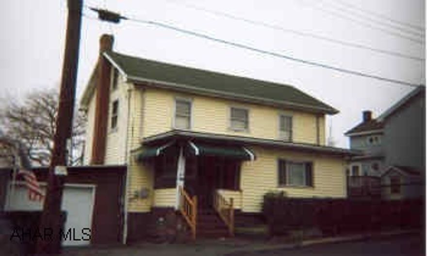 Great starter.  3BR's, all appliances included, covered deck, attached garage, new 100 AMP CB. Seller may pay closing $!  Great starter.  All appliances included, covered deck, attached garage, new 100 AMP CB.