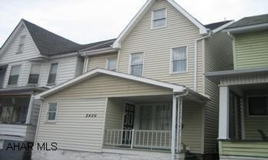 Owner is willing to do an Article.  Very nice home w/ private patio & backyard. This property is Pending with Article of Agreement.