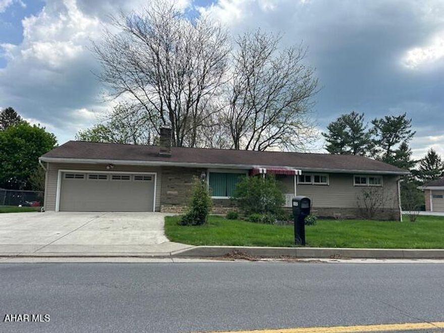 Come take a look at this very well-maintained home on Sylvan Heights Dr. Home offers beautiful hardwood floors, 3 Bedrooms, 2 Baths, Gas Forced Air heat, Central Air plus sunroom in the back. Full basement with interior french drains added. Bathrooms and Kitchen have been updated.