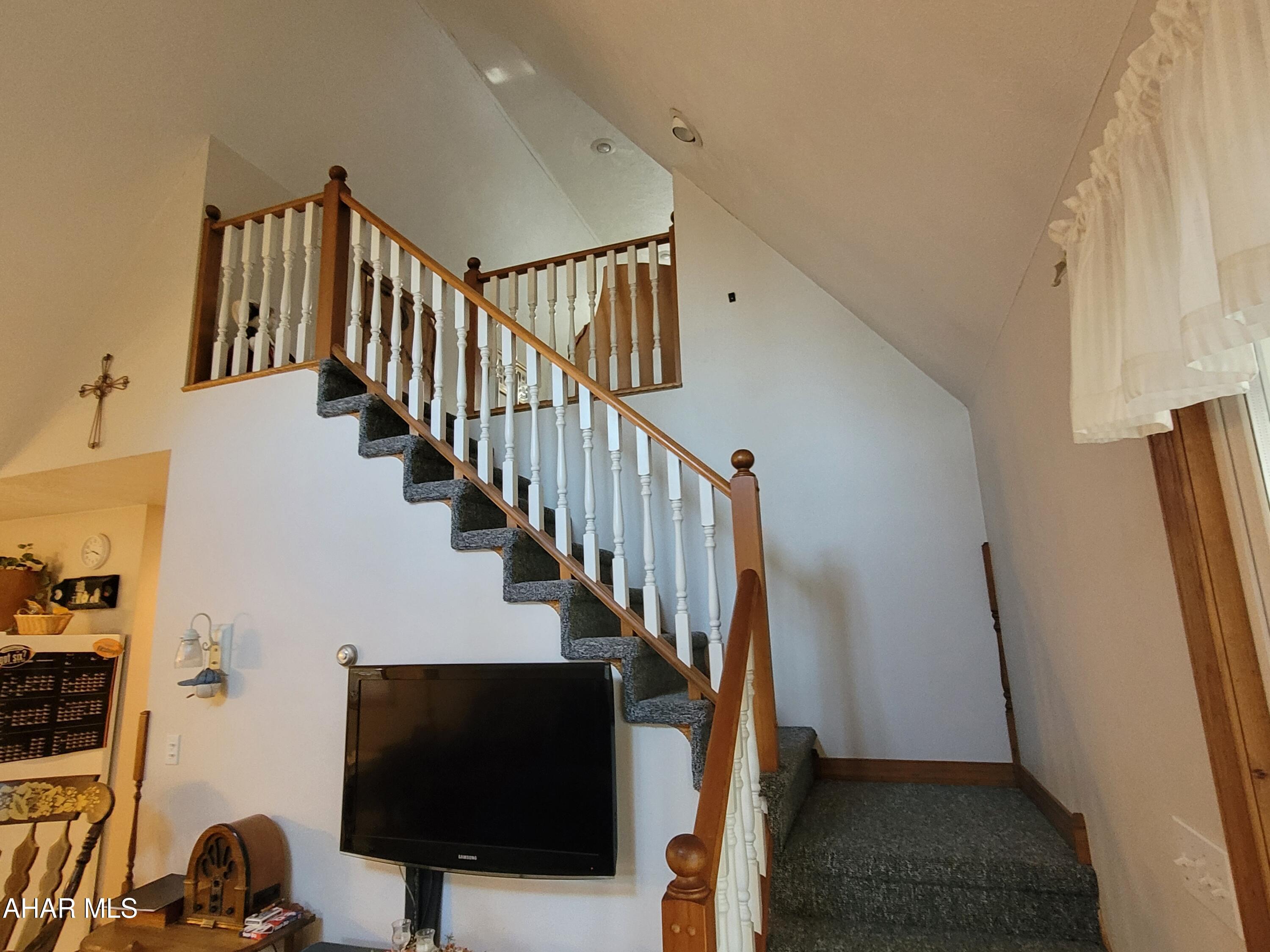 Glendale Yearound - Residential