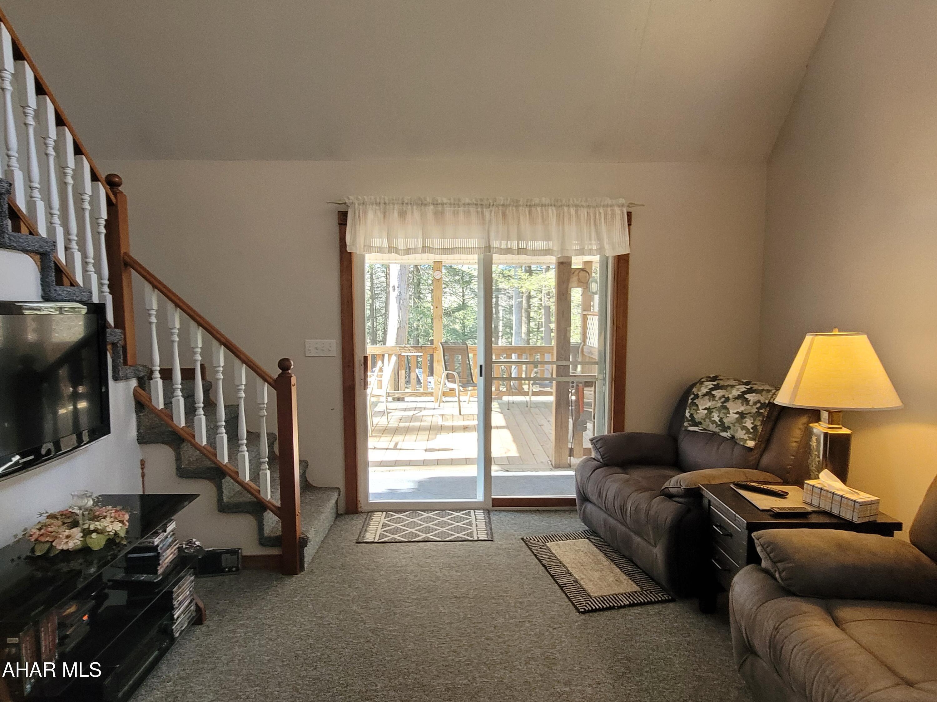 Glendale Yearound - Residential