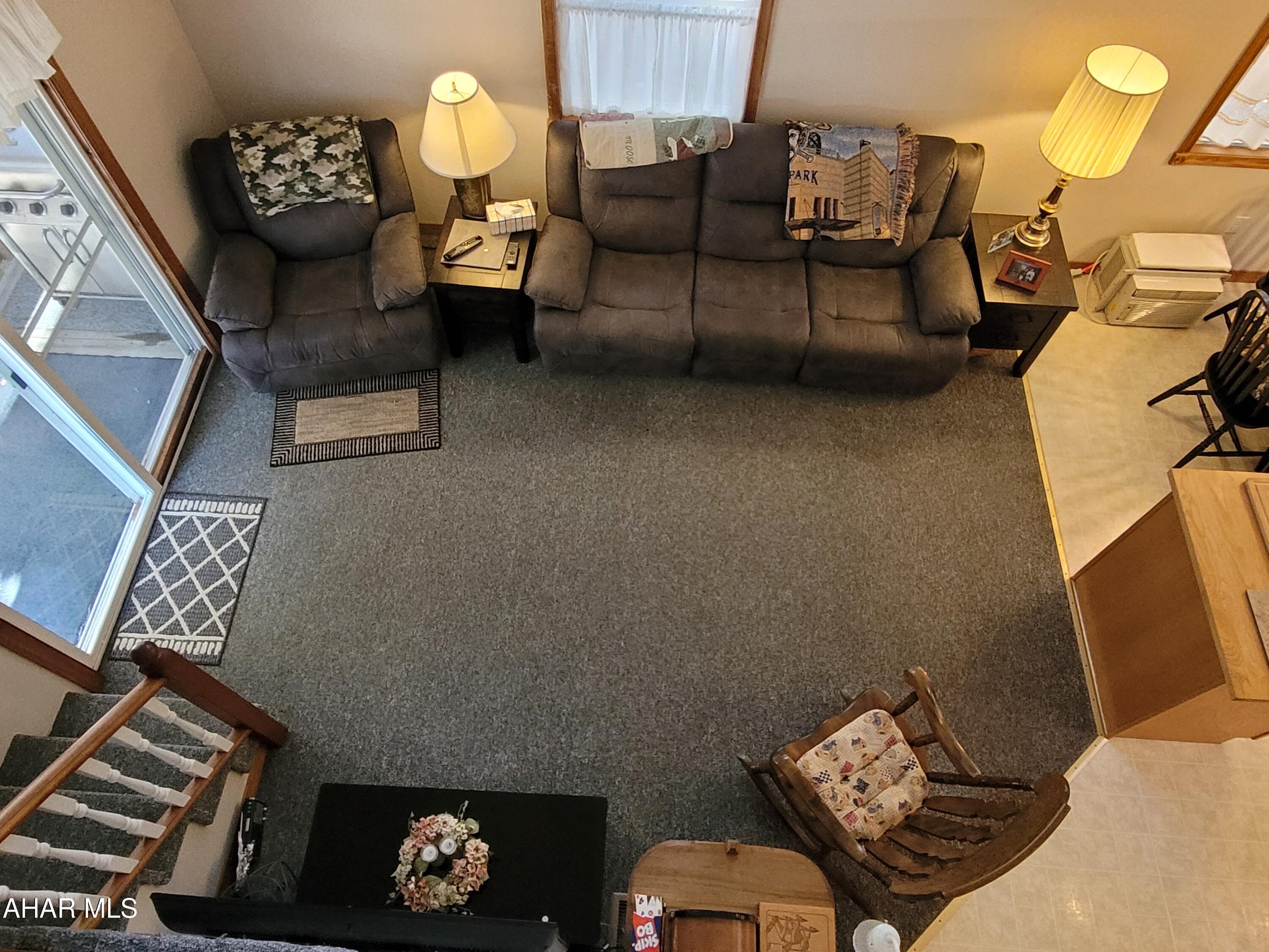 Glendale Yearound - Residential