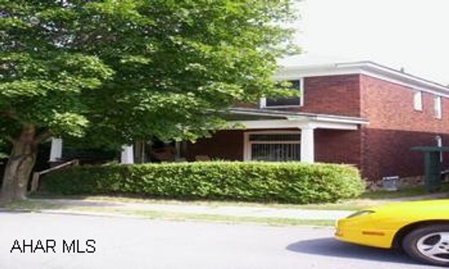 Westfall Park area.  Three bedroom brick with a double lot. This will need some work, but has great potential. Westfall Park area.  three bedroom brick with a double lot.  This will need some work, but has great potential.