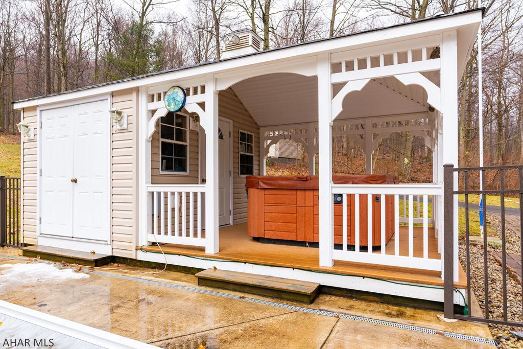 Sinking Valley - Residential