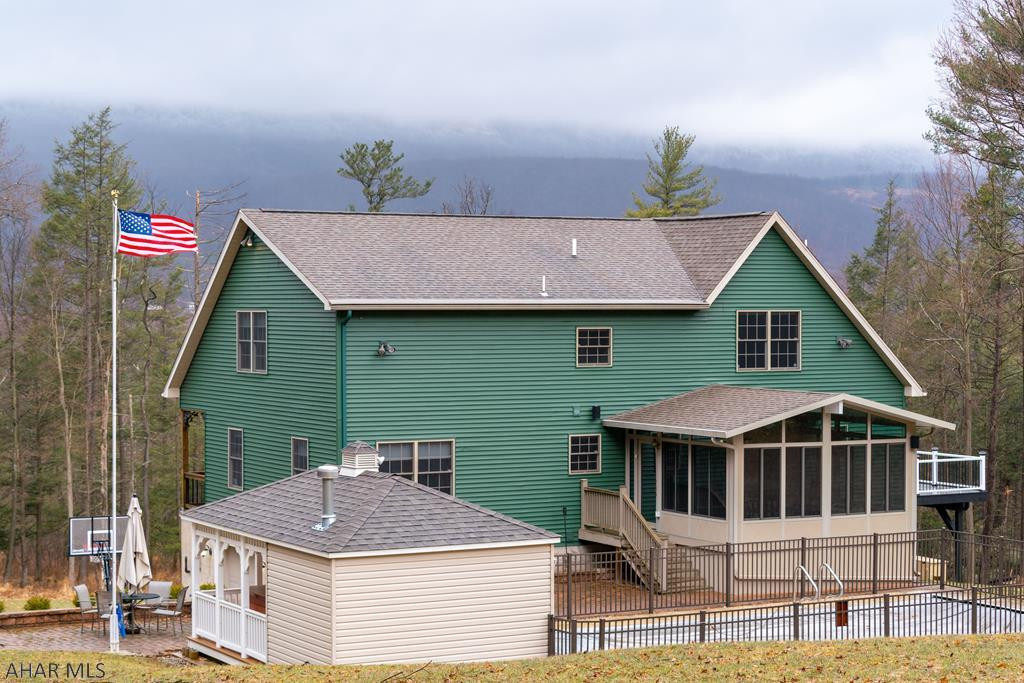 Sinking Valley - Residential