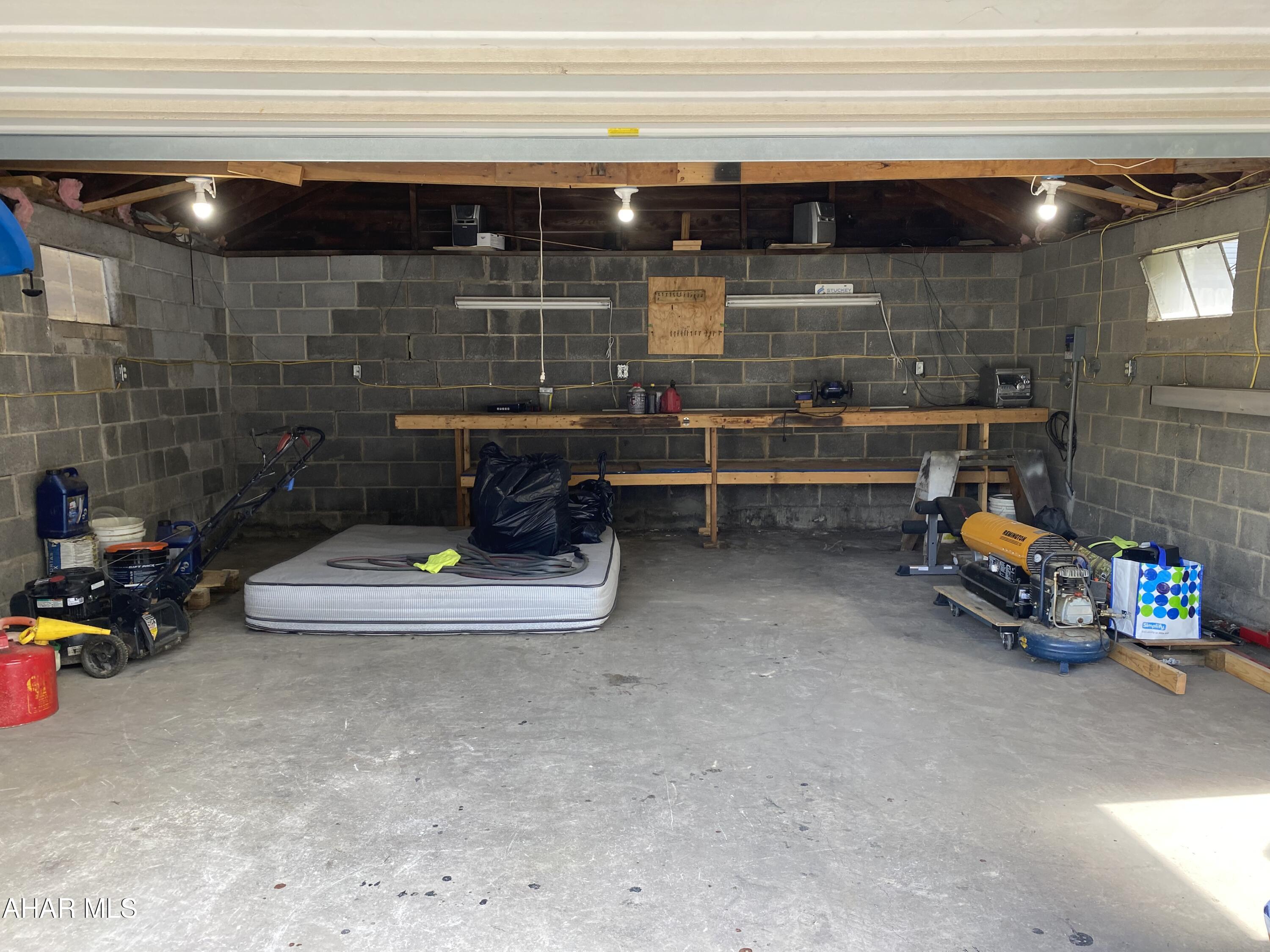 Juniata - Residential