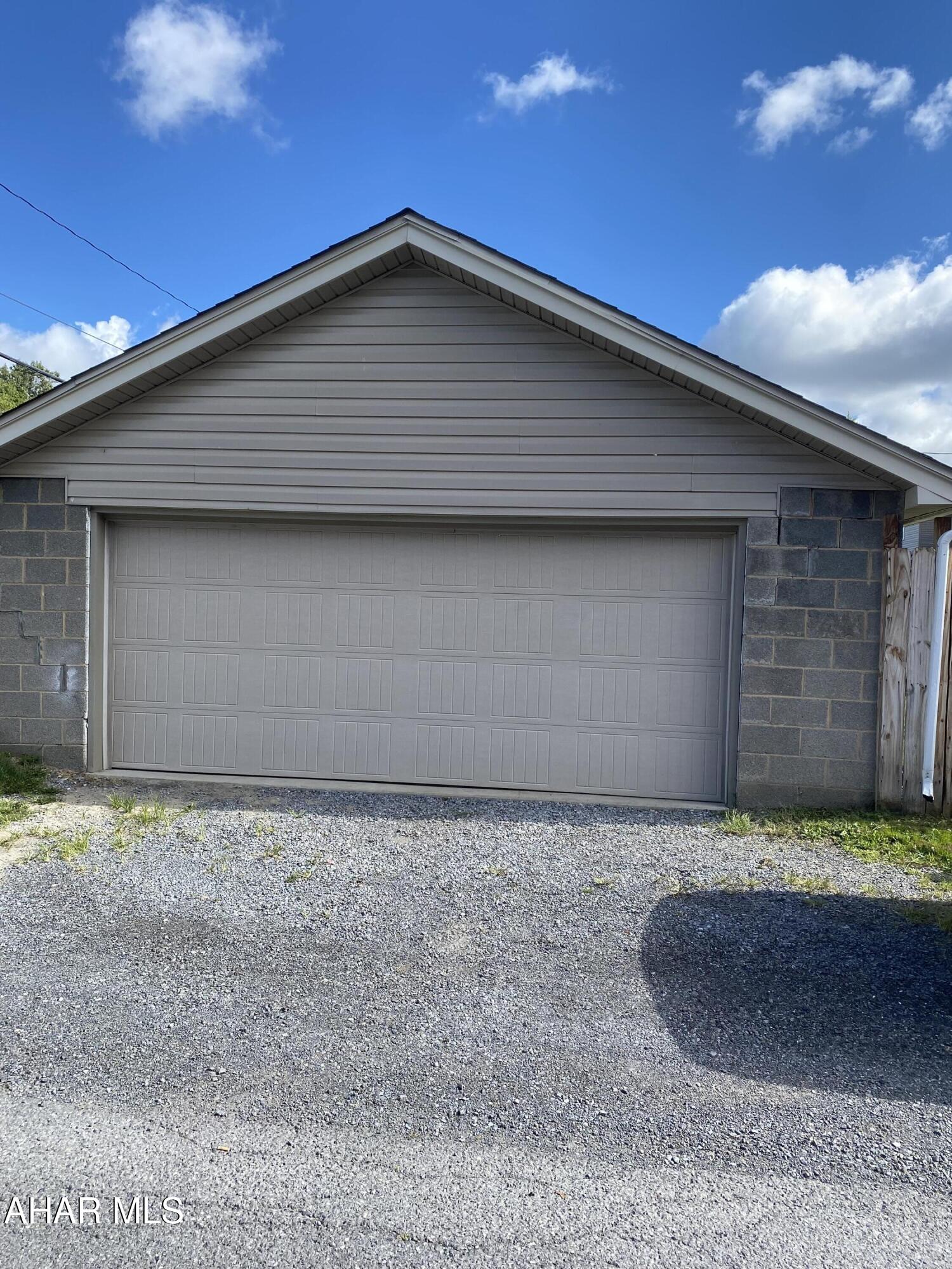 Juniata - Residential