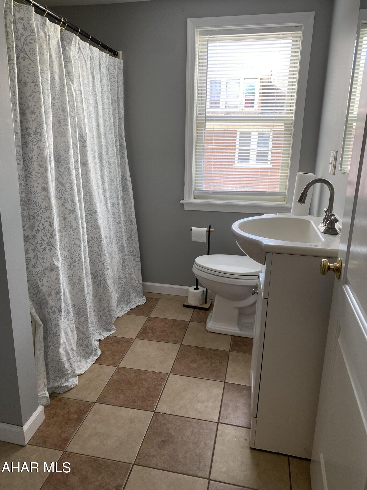 Juniata - Residential