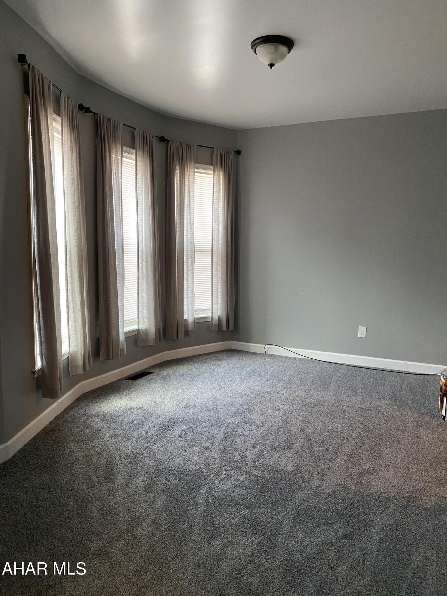 Juniata - Residential