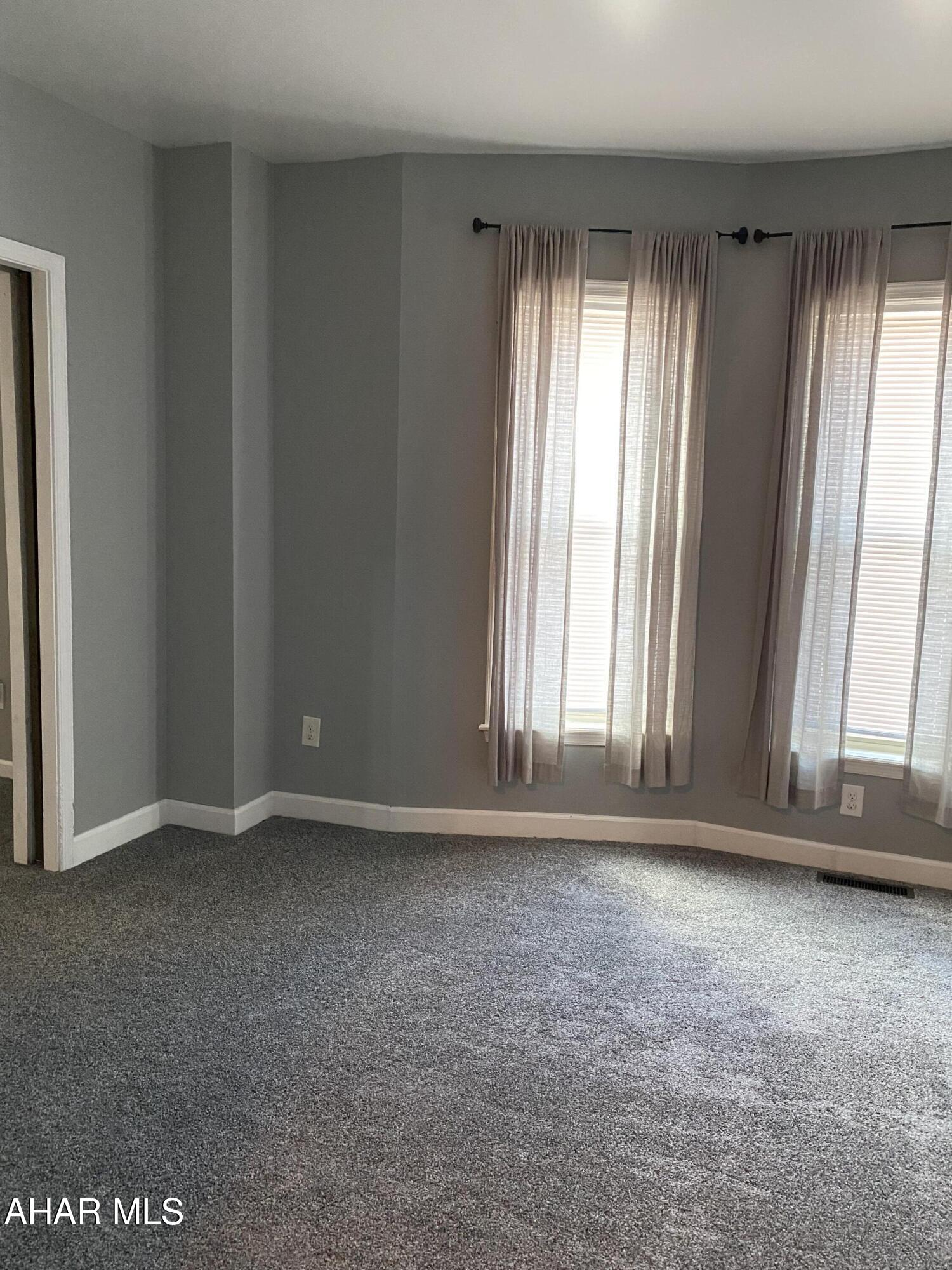 Juniata - Residential