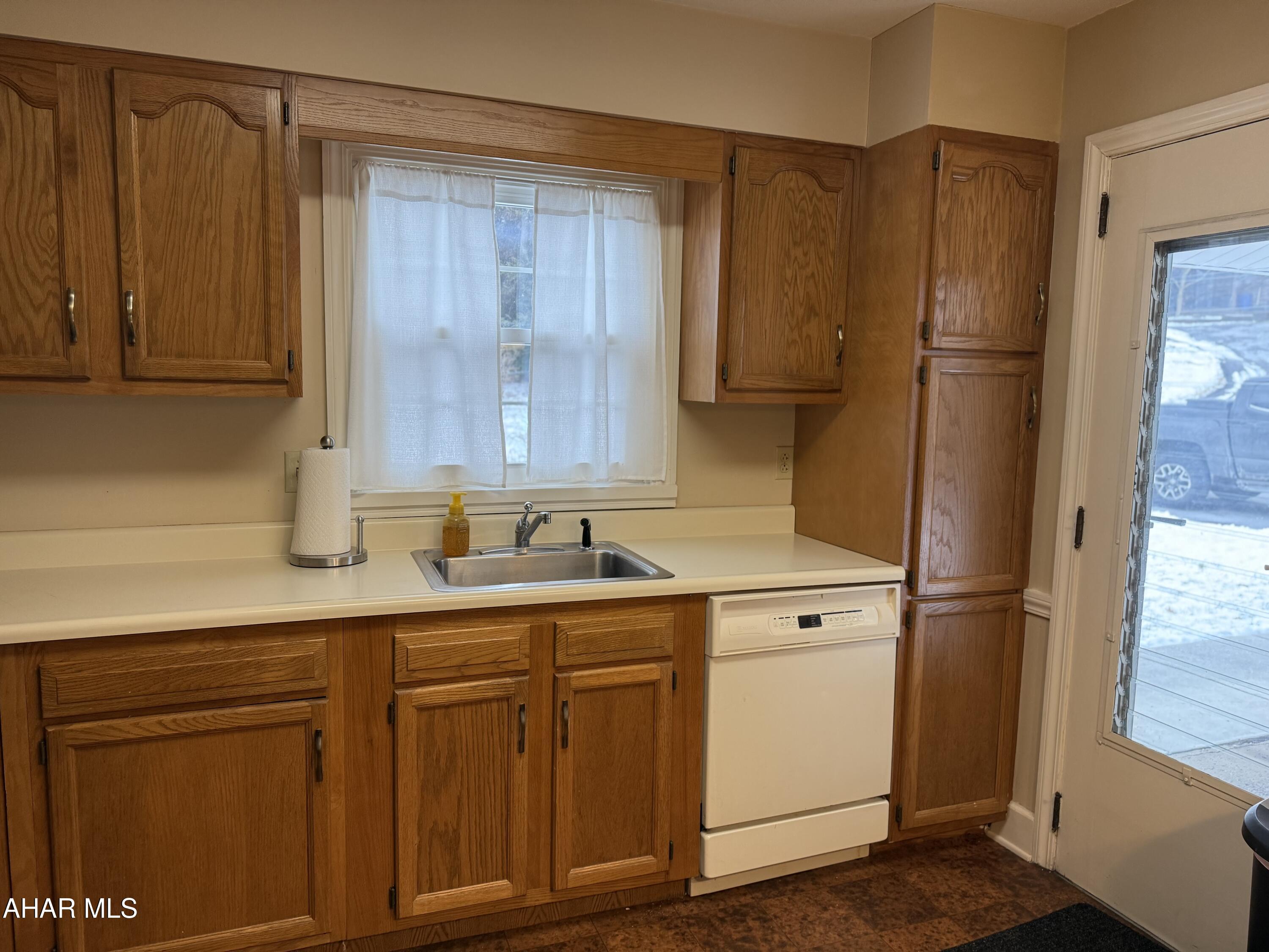 Llyswen - Residential