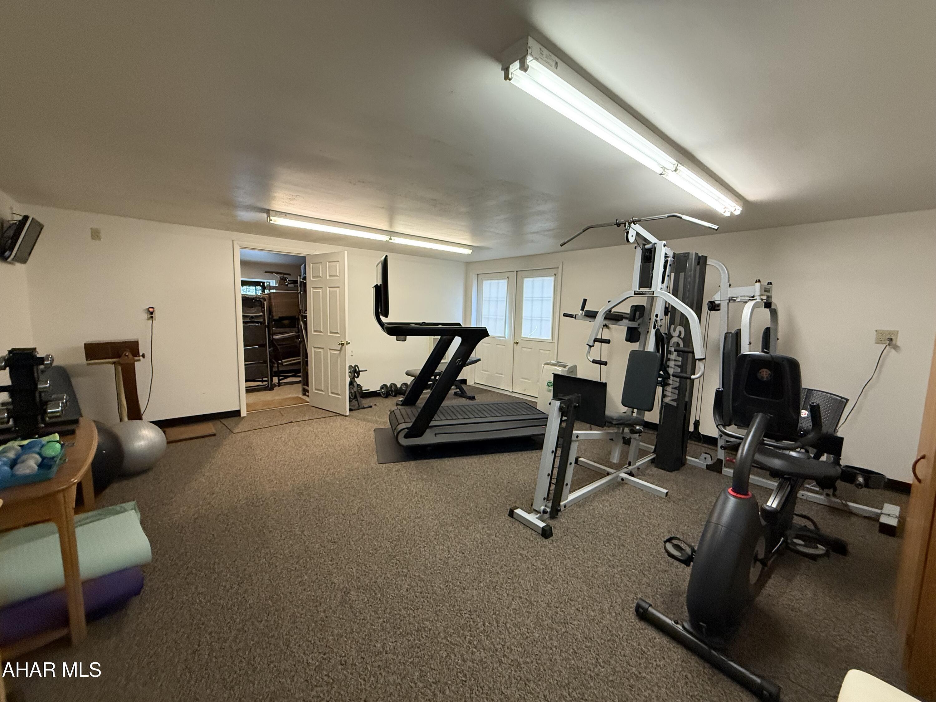 Llyswen - Residential