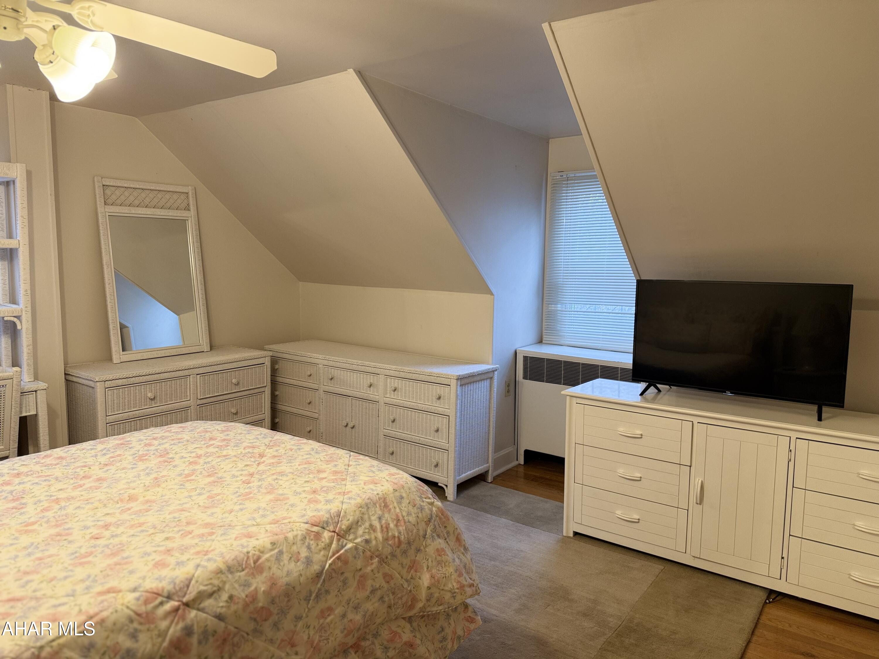 Llyswen - Residential