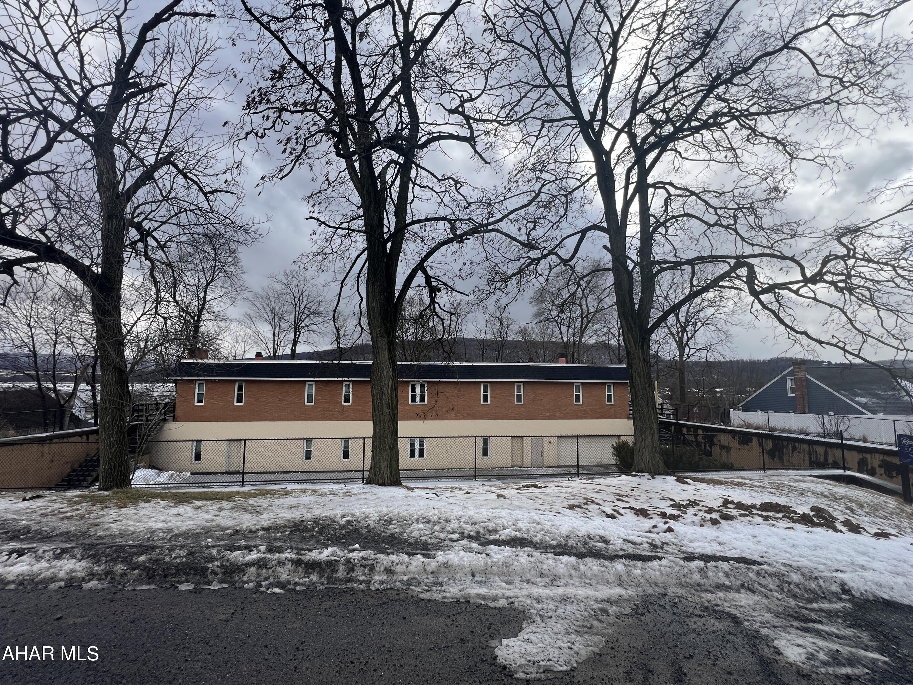 Hollidaysburg - Commercial Sale