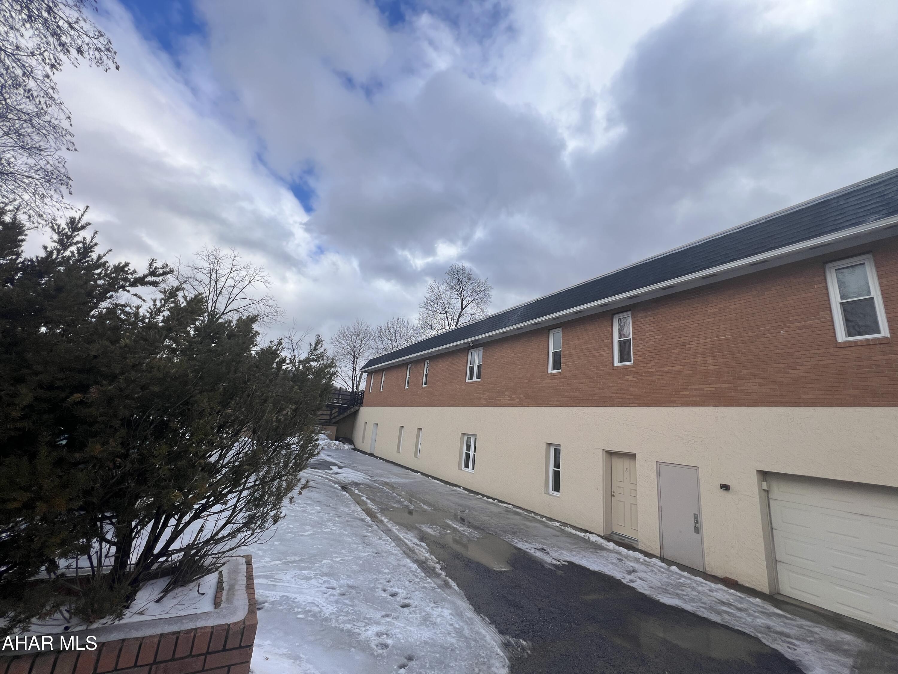 Hollidaysburg - Commercial Sale