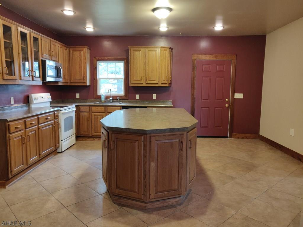 Juniata - Residential