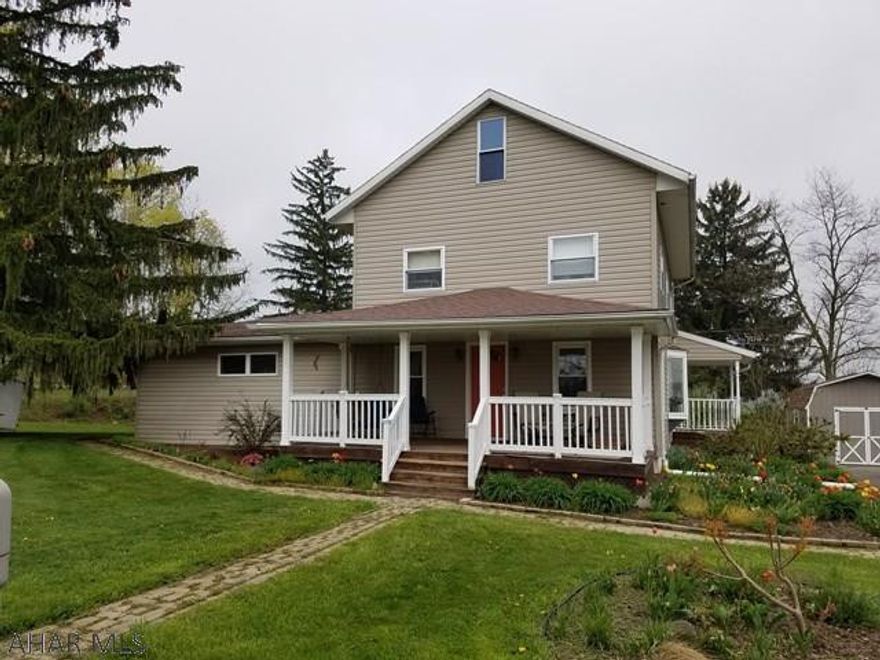 vinyl sided 3 bedroom 2 bath two story plus a bonus room could be a nursery or office. hardwood floors and newly remodeled eat in kitchen with quartz countertops and stainless steel appliances. newly remodeled bathrooms, large studio, sit on the deck and enjoy a large pond with dock and a over flow of running water. nice country setting all on 2.36 acres.