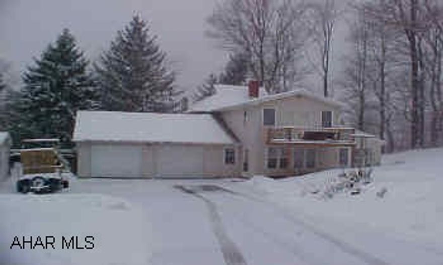 Replacement windows, newer furnace, fruit trees, I-99 N, Tyrone Exit Right on Pennsylvania Ave, continue Outside town right on Shorb St. corner lot on left. Look at interior pictures. J-692 Replacement windows, newer furnace, fruit trees, I-99 N, Tyrone Exit Right on Pennsylvania Ave, continue Outside town right on Shorb St. corner lot on left. Look at interior pictures. J-692