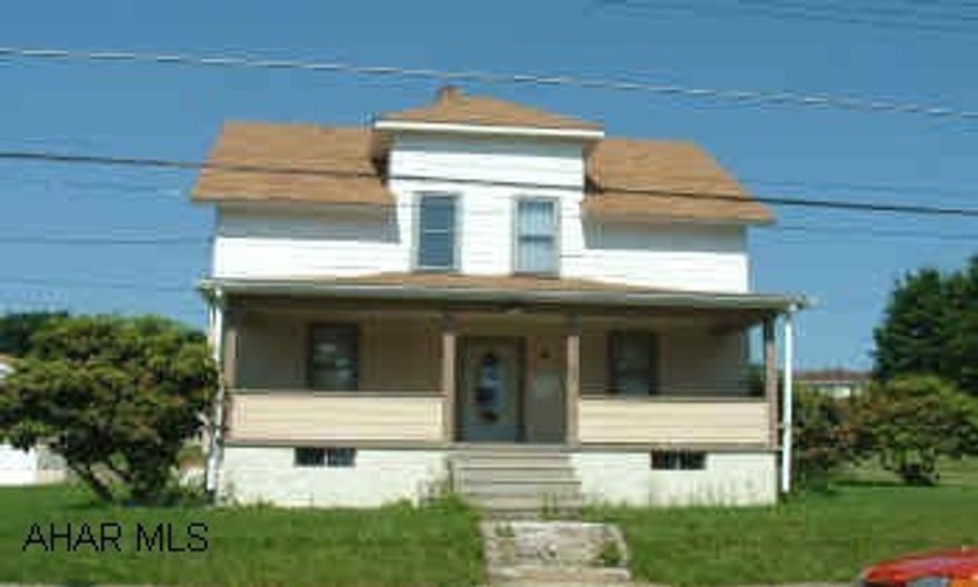 Seller will pay 1% of the sales price as credit to buyer towards allowable closing cost. Pay for an appraisal & a home protection plan. if the buyer obtains financing through wells fargo home mtg. inc.