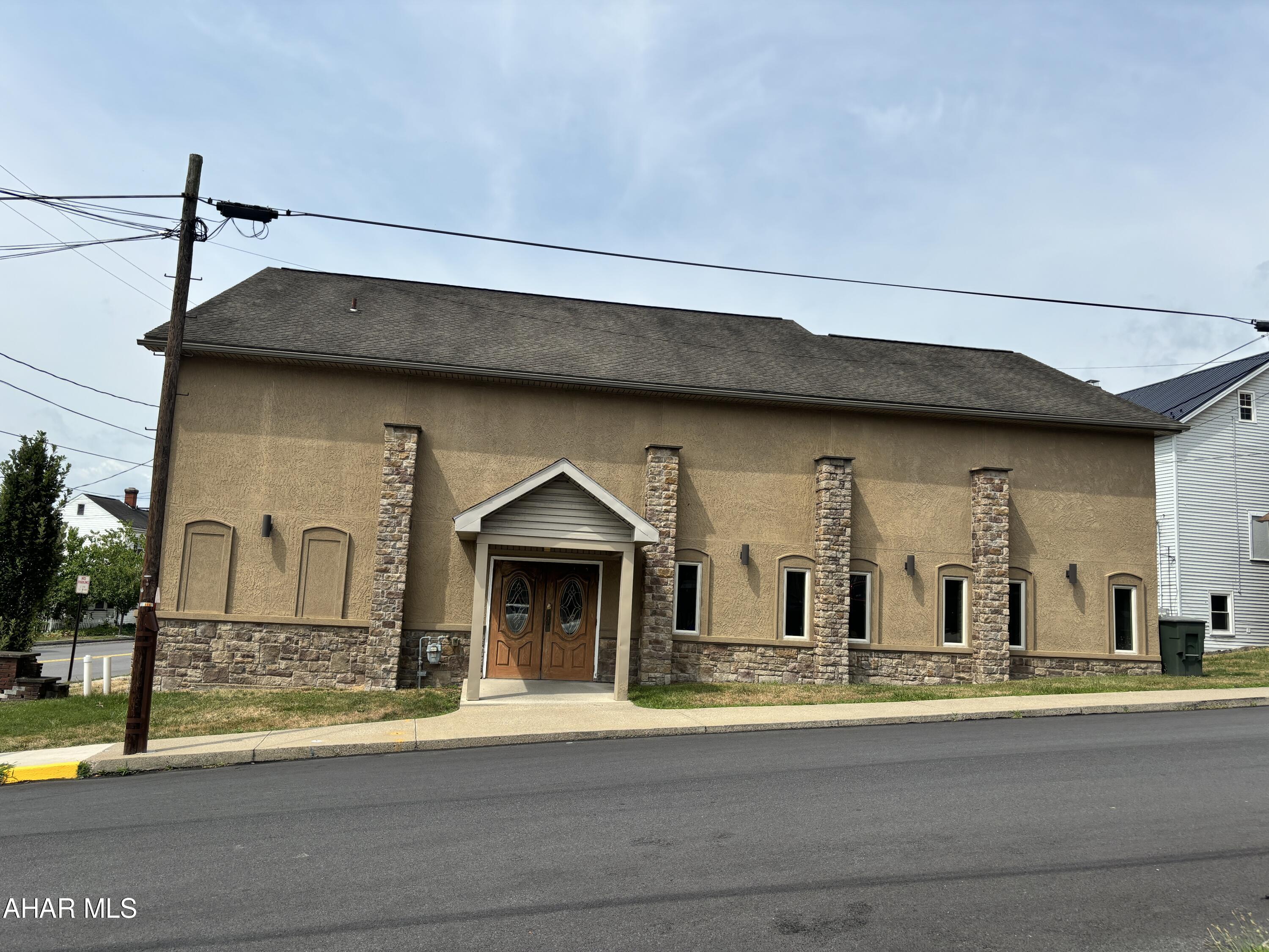 Hollidaysburg - Commercial Lease