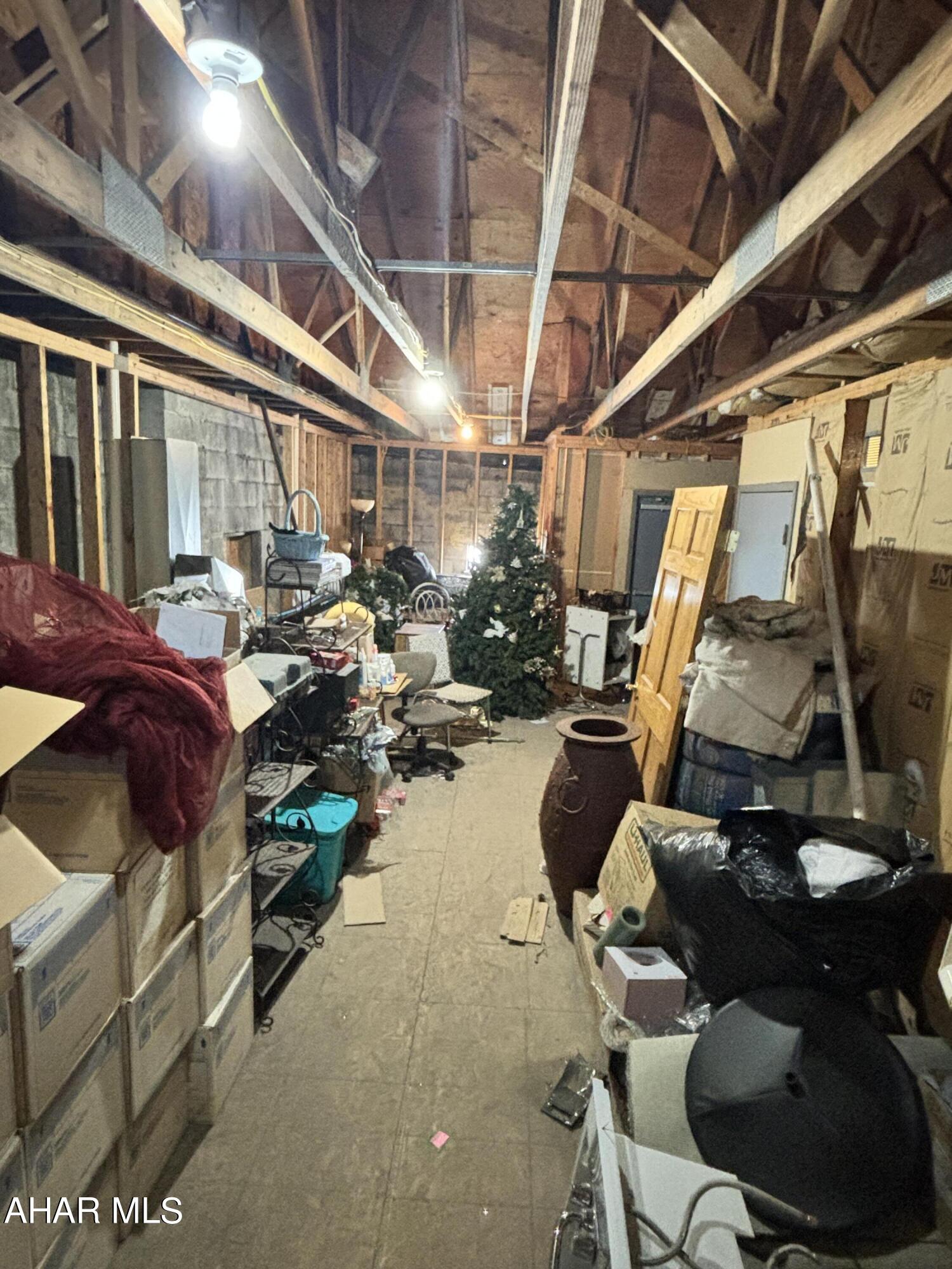 Hollidaysburg - Commercial Lease