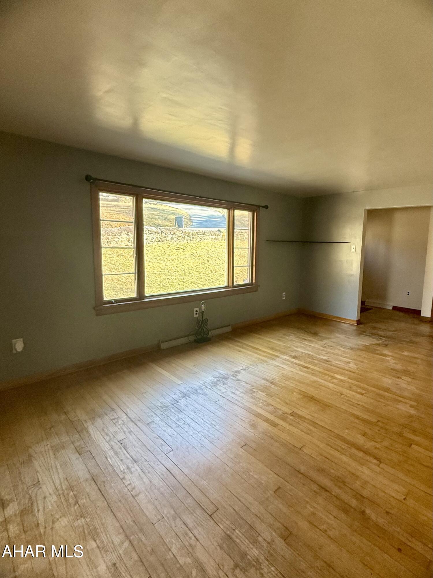 Juniata Gap - Residential