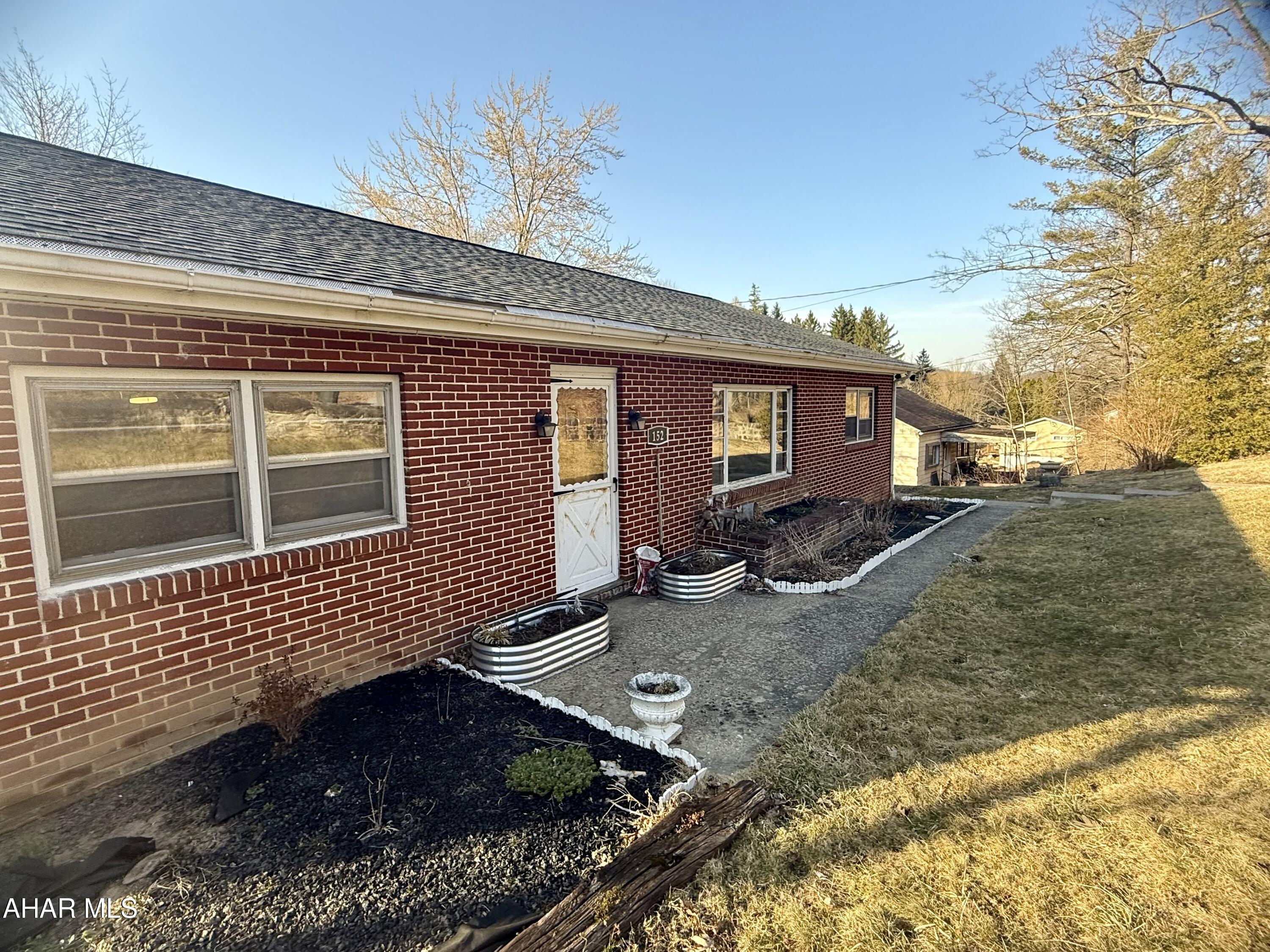 Juniata Gap - Residential