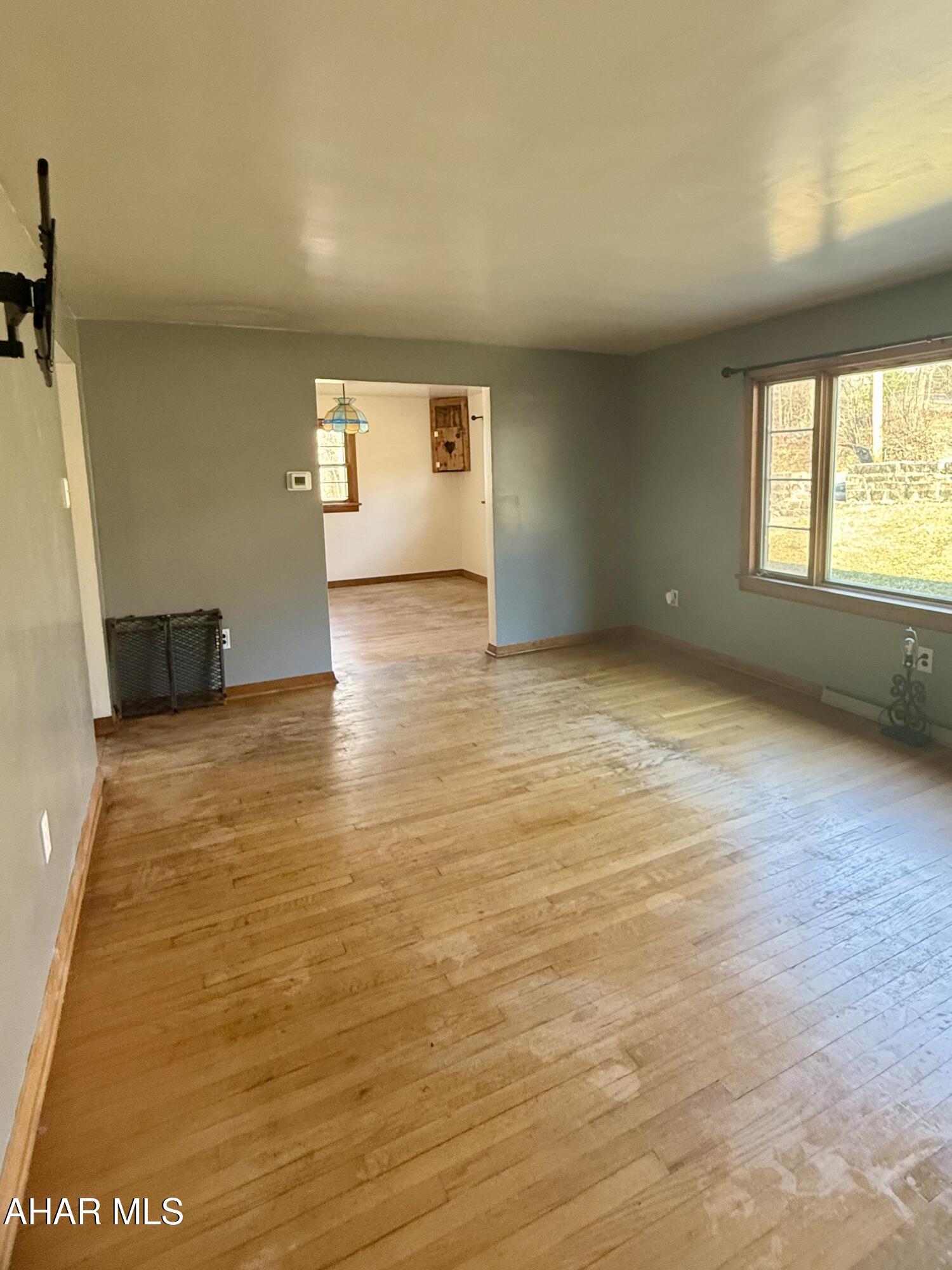 Juniata Gap - Residential