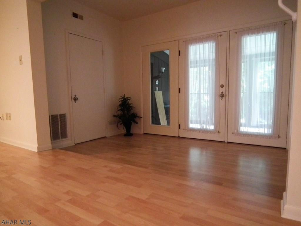 Penn Terrace - Residential