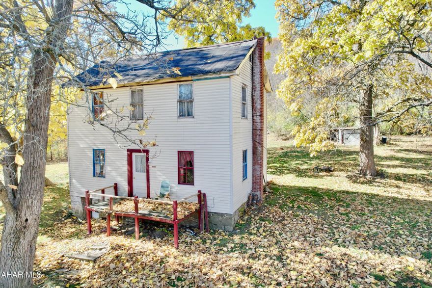 Great opportunity to own a home in the country  and fix it up to be your own.  Sitting on 4.6 acres this home has potential to be a hobby farm, second home, investment property or primary home.  Close to town, but still in the country.  This home needs TLC.