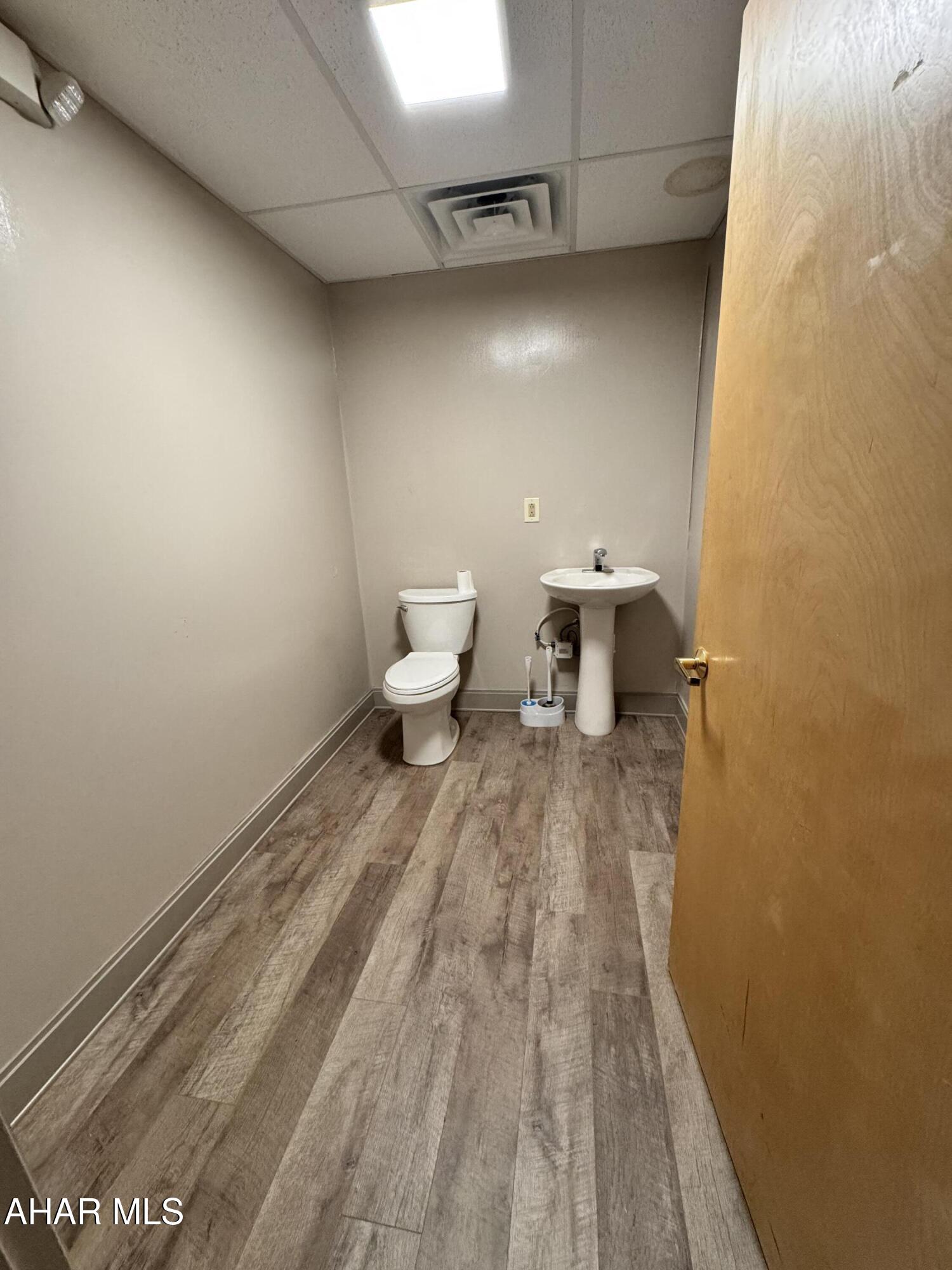 None - Commercial Lease