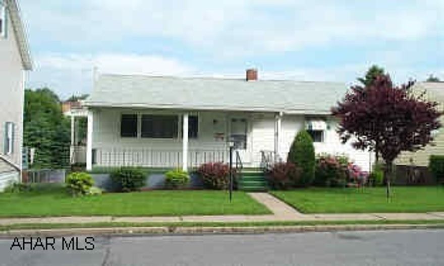 Perfect Raised Rancher- Finished Basement-Central Air-Newer Furance- Really Sweet Perfect Raised Rancher- Finished Basement-Central Air-Newer Furance- Really Sweet