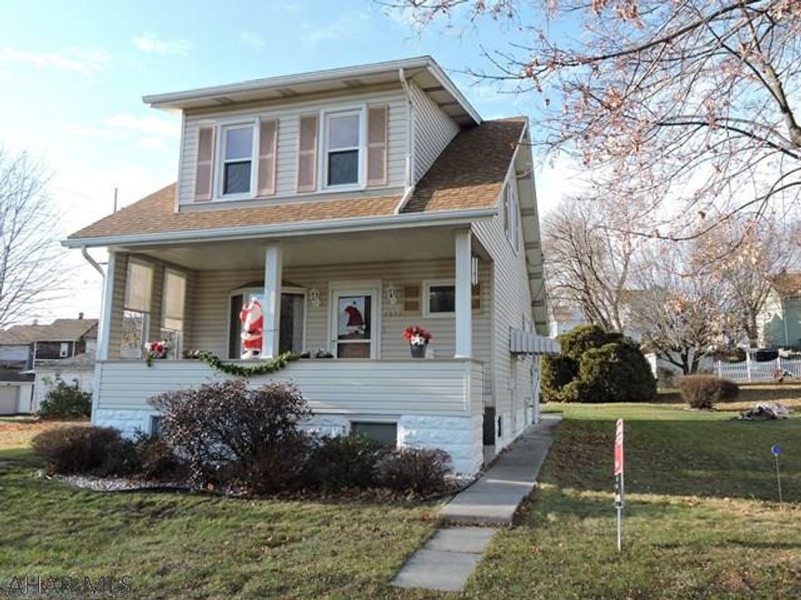 This well-maintained 3BR home is ready to move right in.  Modern kitchen, formal dining room, and cozy finished family room in lower level for those winter nights.  Huge yard with lots of room for your garden next year!   Low maintenance exterior with vinyl siding, replacement windows, and newer roof.