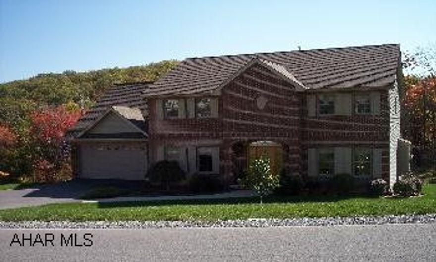 4BR, 3.5BA, garage under garage. $3,000 Buyer bonus on closing costs.
