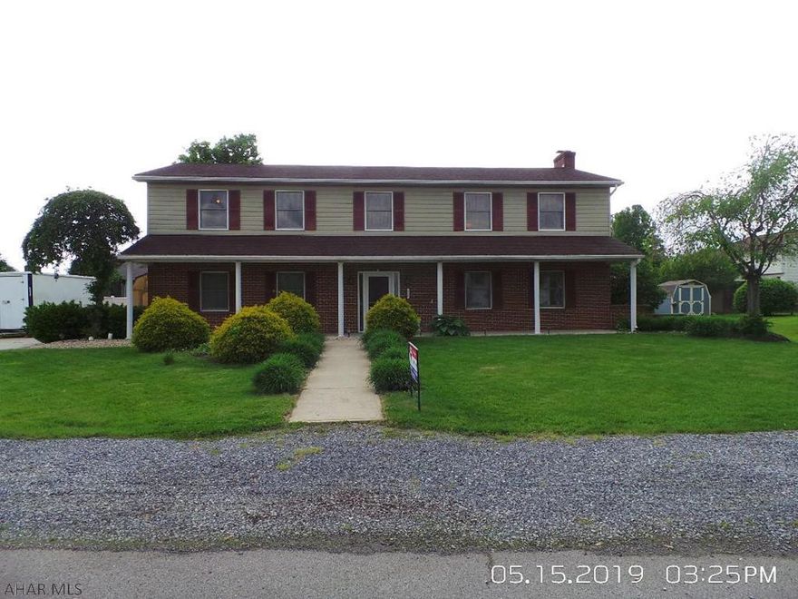 Nice home in a great development with 3-4 BRs and 3 Baths.  Heated sunroom, screened in patio w/hot tub and a deck for entertaining.  Nice sized rooms.