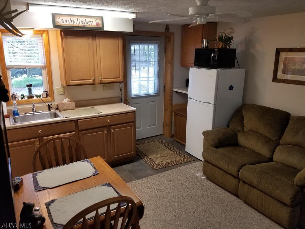 Glendale Yearound - Residential