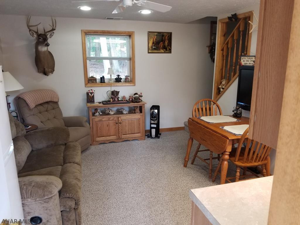 Glendale Yearound - Residential